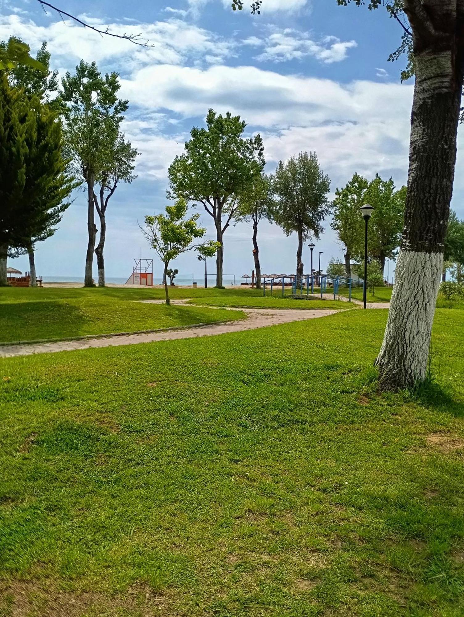 Apartments Haris Олімпіакі-Акті Екстер'єр фото